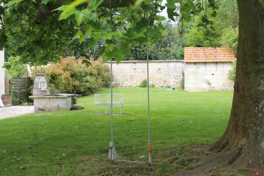 Domaine Des Chais Thénac Esterno foto