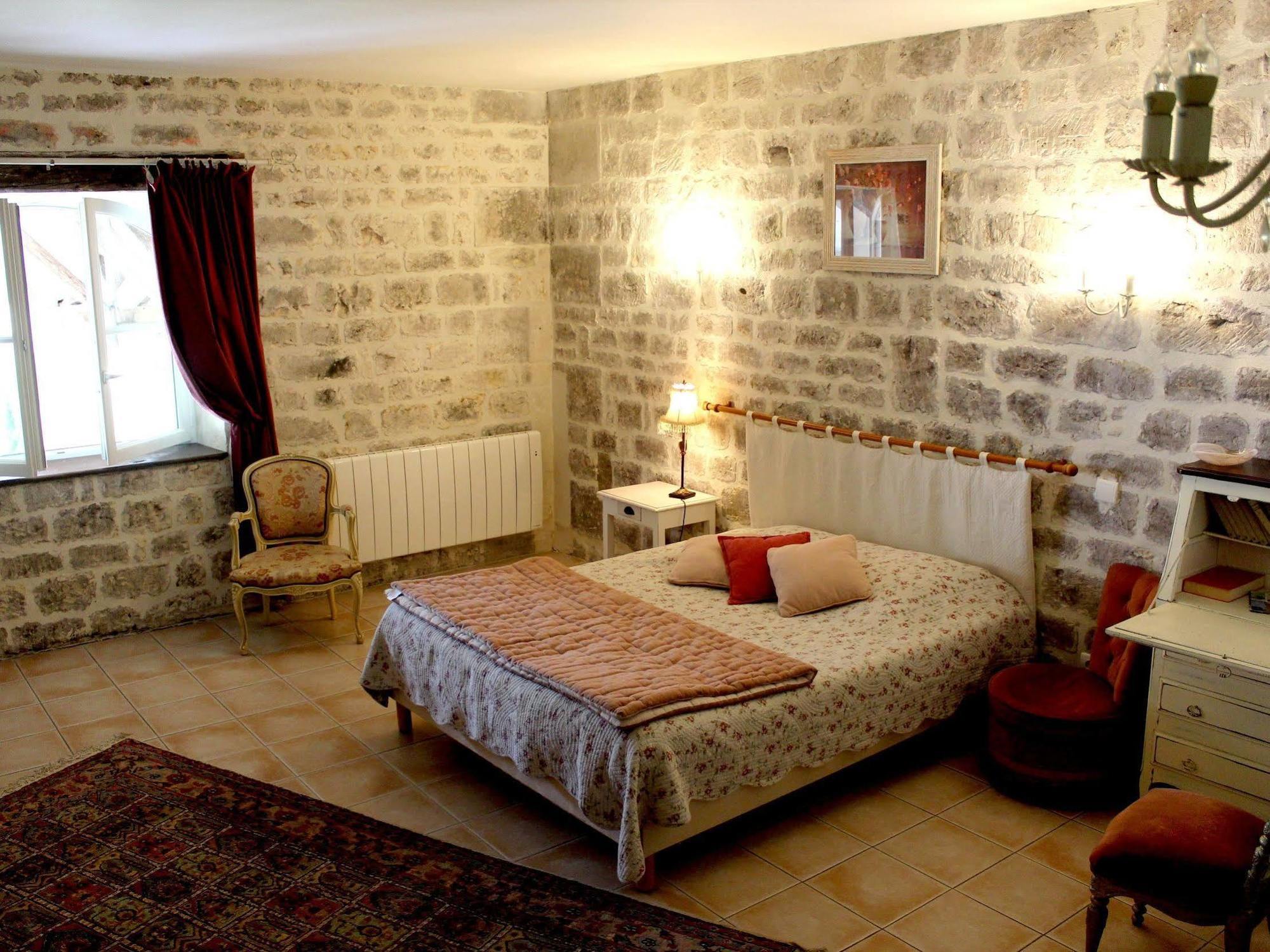Domaine Des Chais Thénac Esterno foto