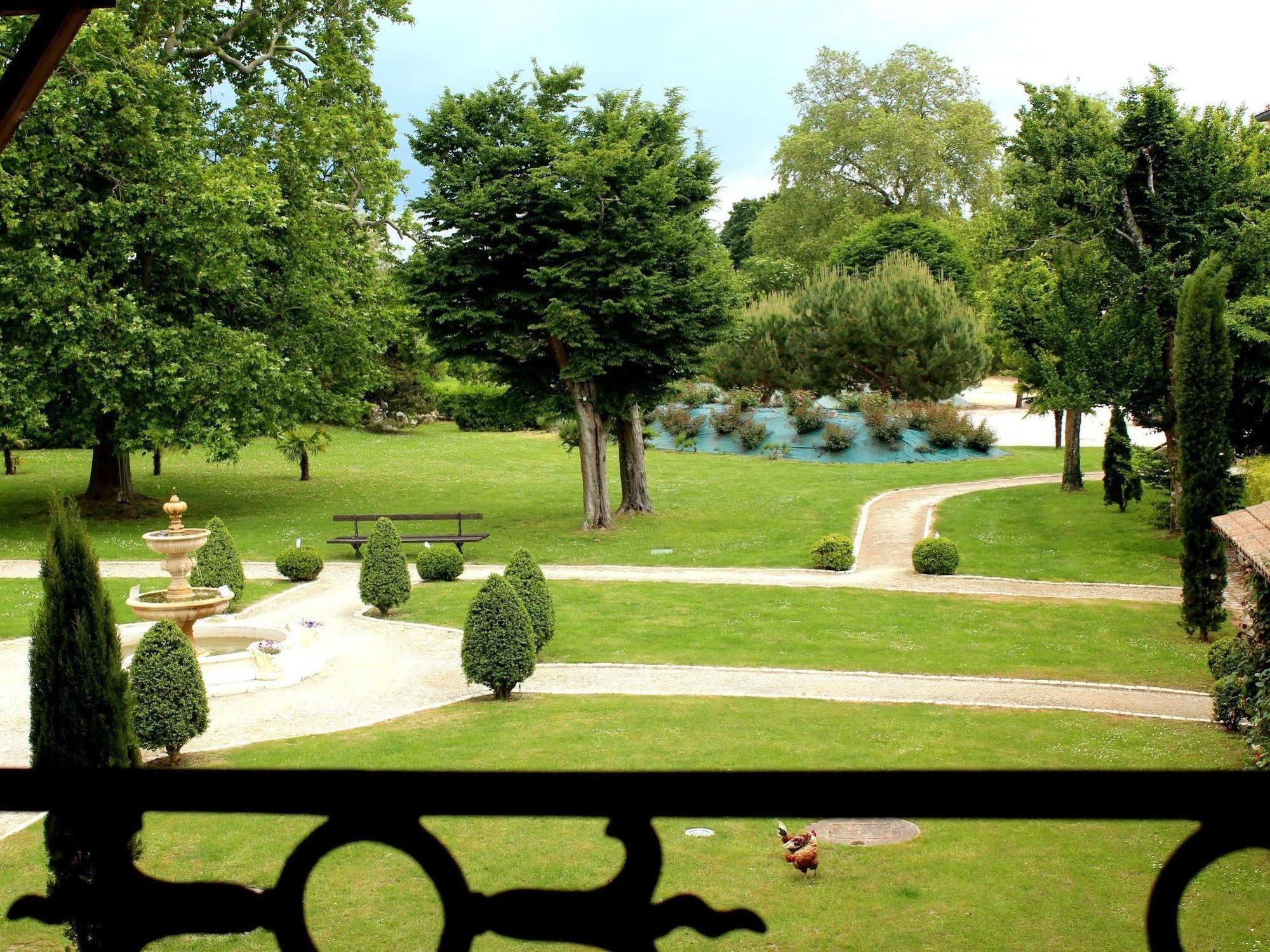 Domaine Des Chais Thénac Esterno foto
